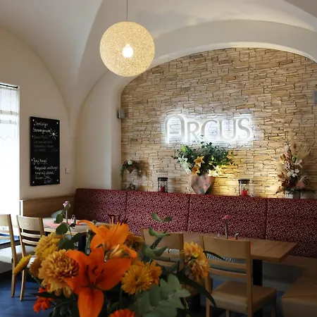 Hotel Arcus 3*