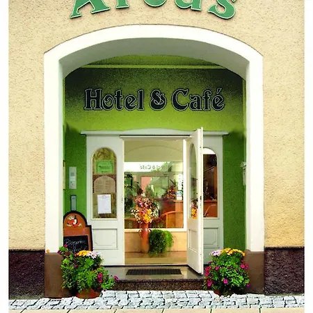 Arcus Hotel